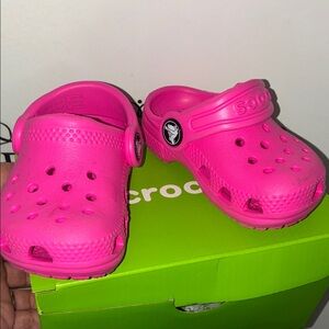 CROCS Kids Vibrant Pink Clogs
